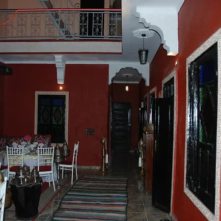 Red Castle Hostel - Backpacker
